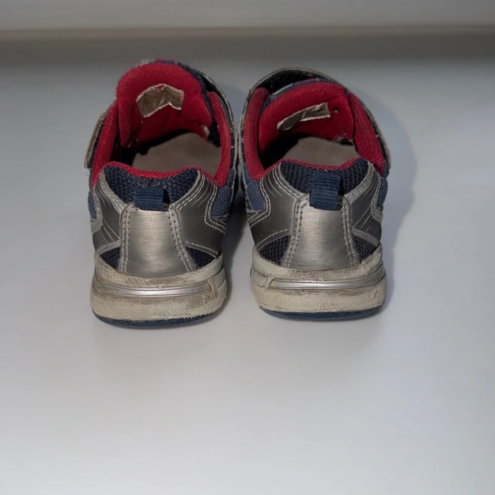 Tsukihoshi Kids Navy and Red Athletic Sneakers